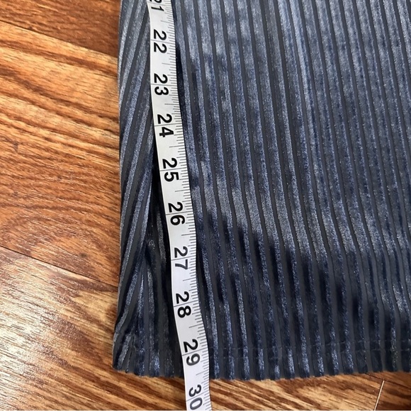 🆕 High Waist Flare Leg Pants Size XS - Picture 5 of 8